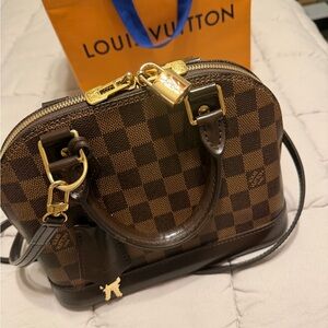 ✨Louis Vuitton Alma BB✨